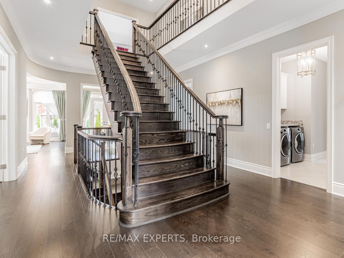Photo 25 of 16 Sofia Olivia Crescent, Vaughan, Patterson — HOMEH