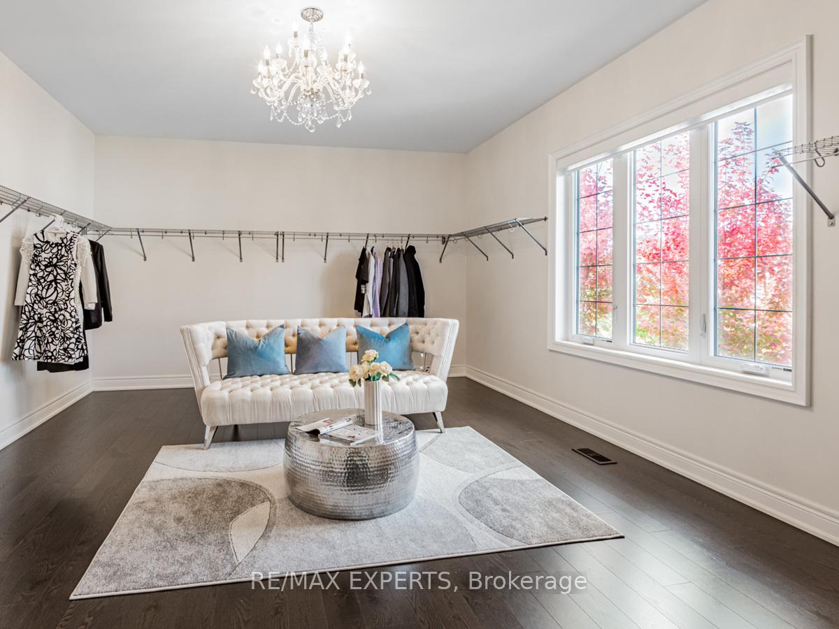 Photo 20 of 16 Sofia Olivia Crescent, Vaughan, Patterson — HOMEH