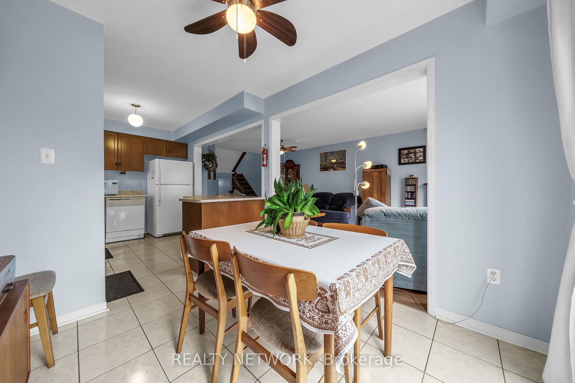 Photo 4 of 84 Frances Avenue, Hamilton, Rural Stoney Creek — HOMEH