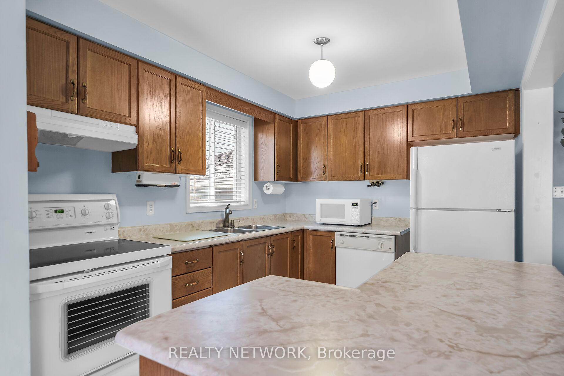 Photo 17 of 84 Frances Avenue, Hamilton, Rural Stoney Creek — HOMEH