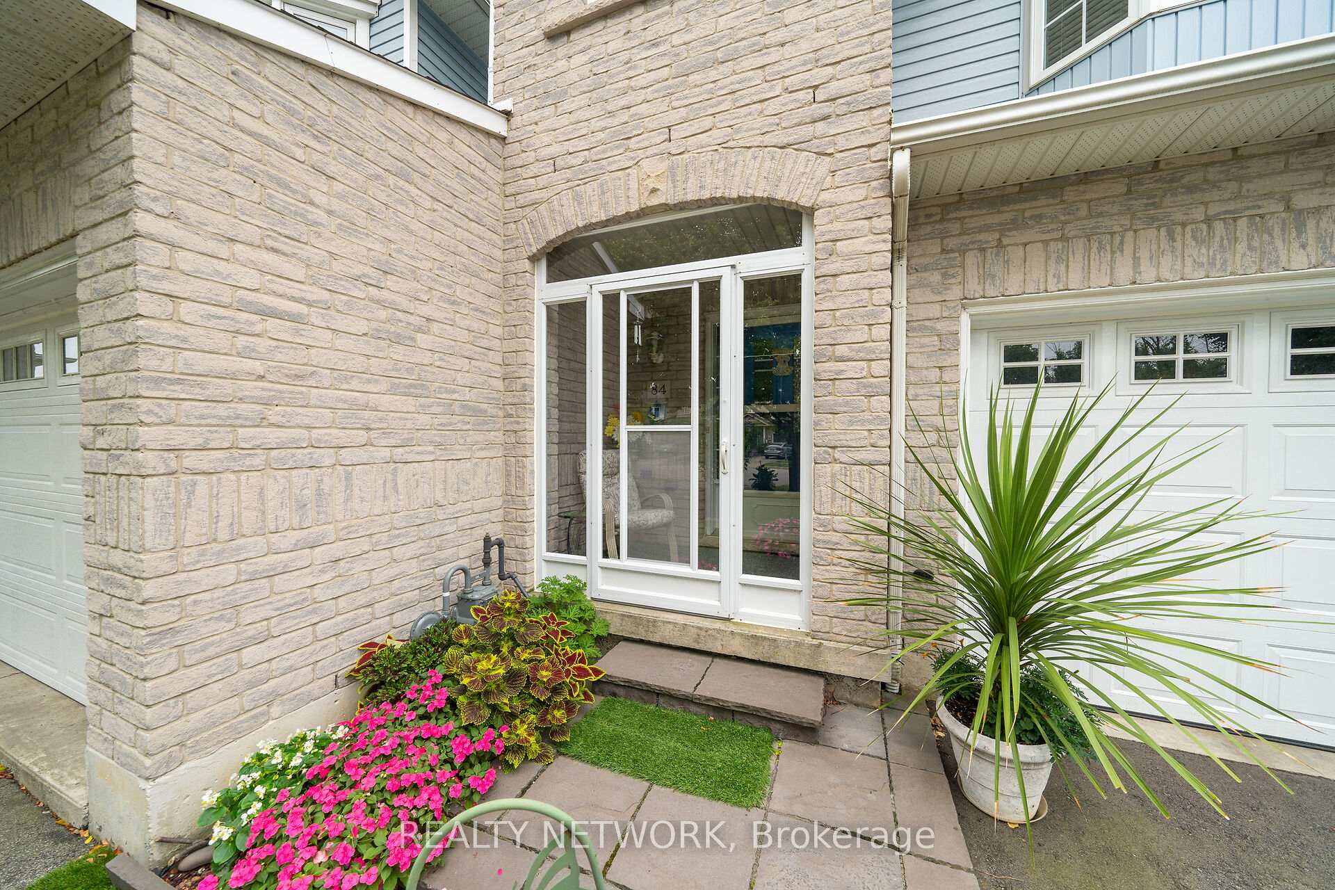 Photo 26 of 84 Frances Avenue, Hamilton, Rural Stoney Creek — HOMEH