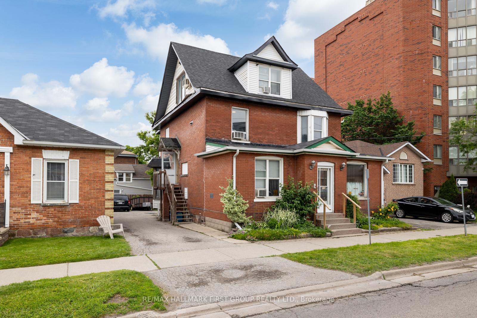 Photo 7 of 156 Centre Street S, Oshawa, Central — HOMEH