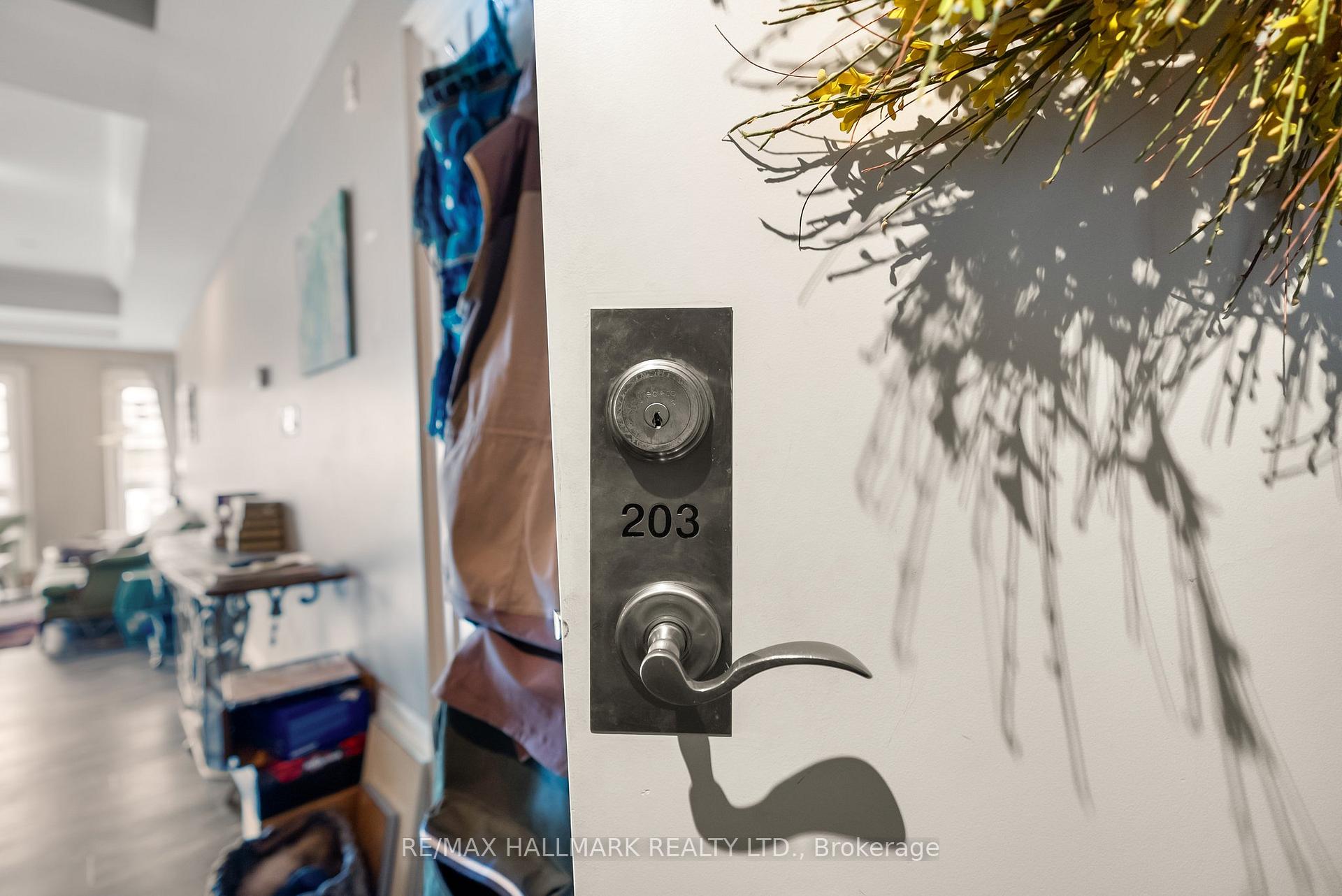 Photo 6 of 2151 Danforth Avenue, Toronto, East End-Danforth — HOMEH