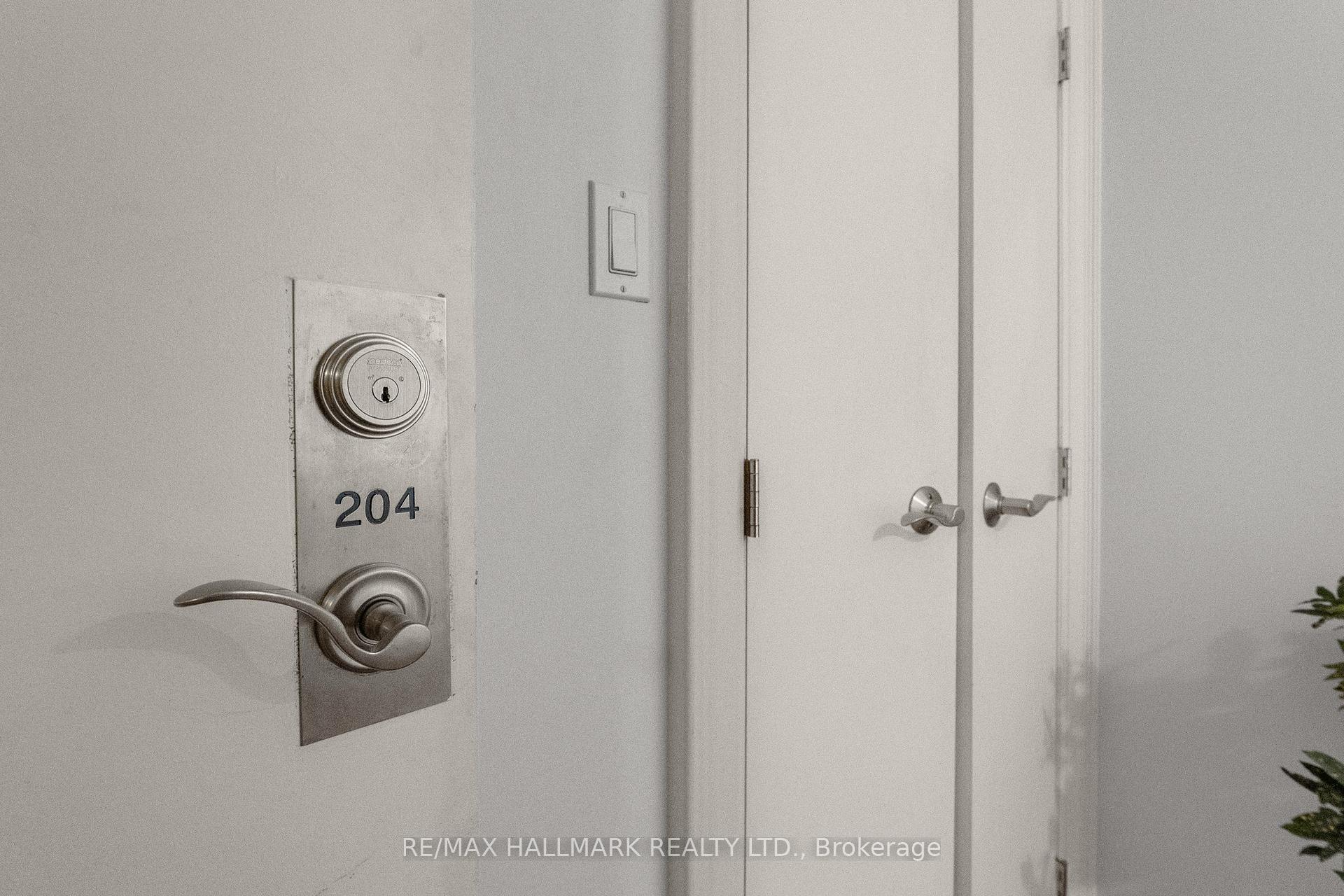 Photo 17 of 2151 Danforth Avenue, Toronto, East End-Danforth — HOMEH