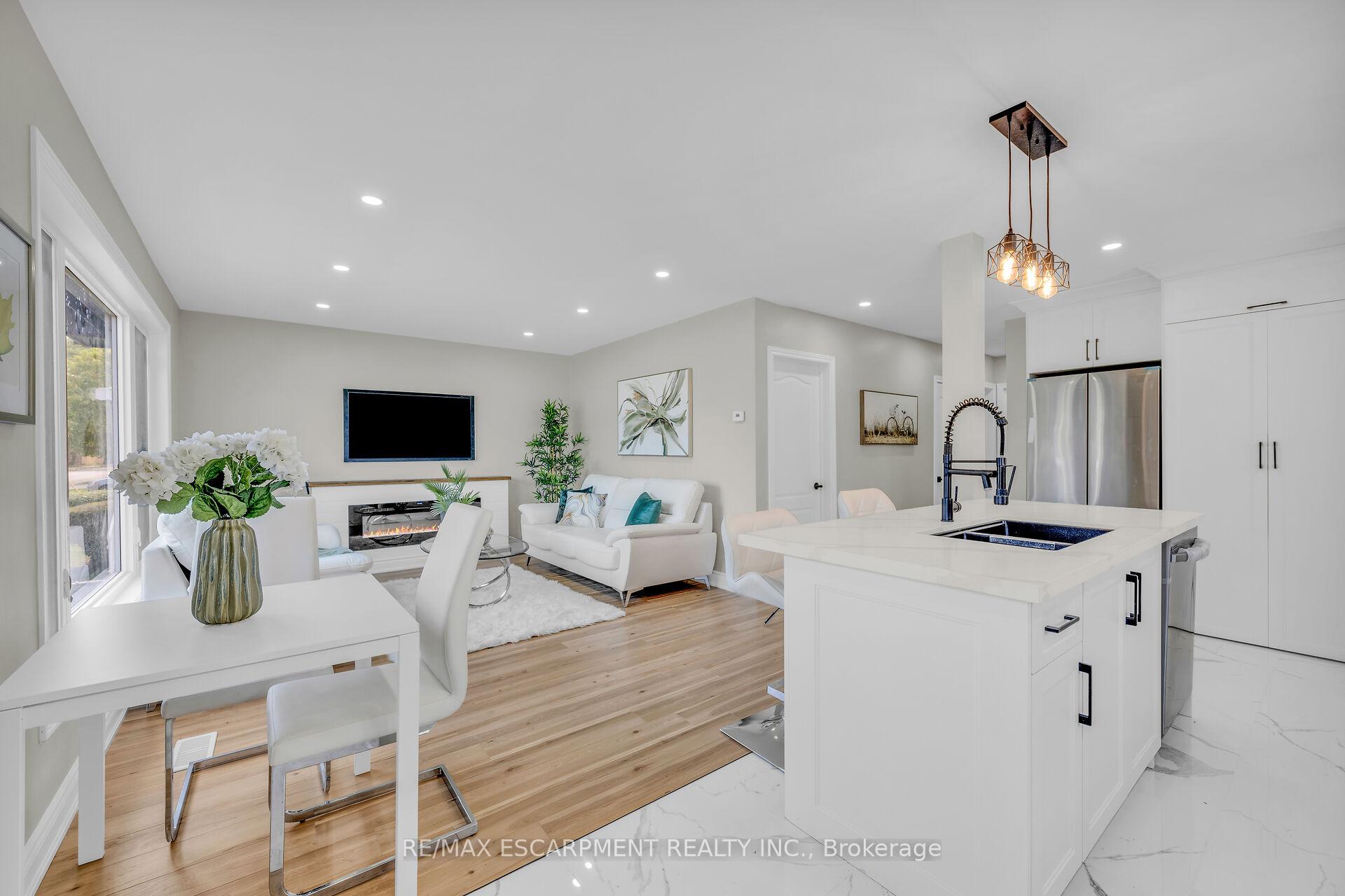 Photo 1 of 66 Howe Avenue, Hamilton, Hill Park — HOMEH