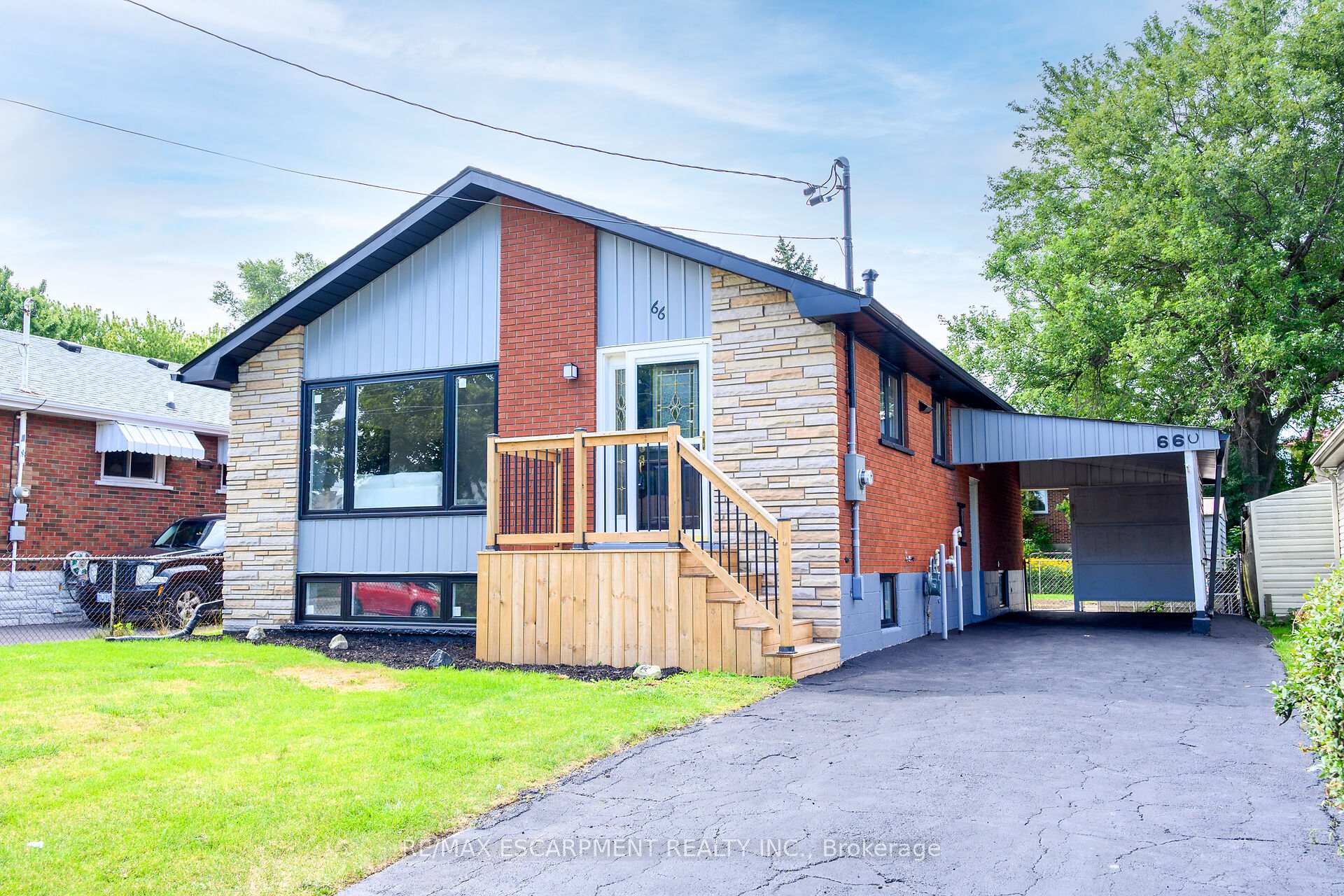 Photo 3 of 66 Howe Avenue, Hamilton, Hill Park — HOMEH