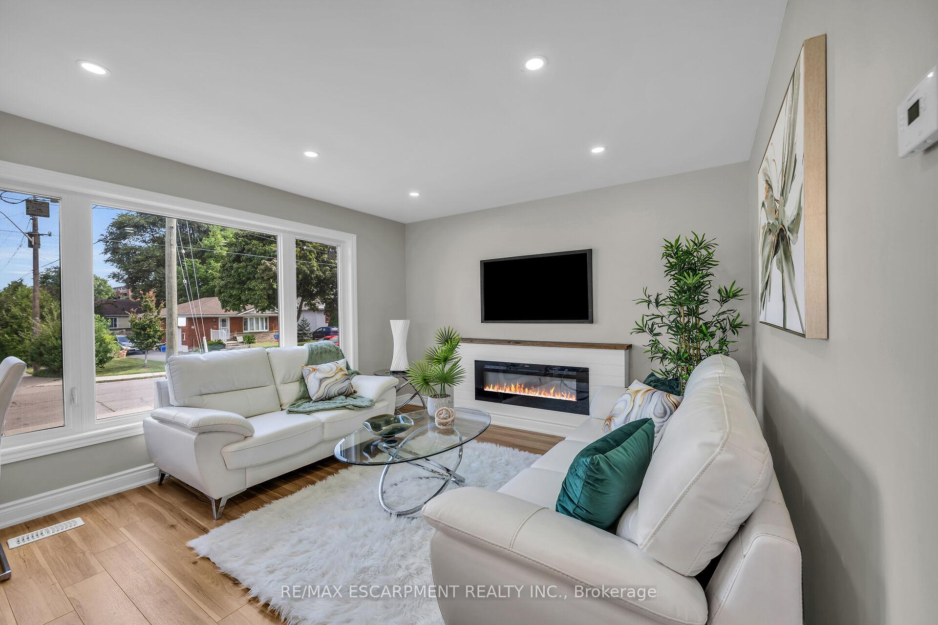 Photo 13 of 66 Howe Avenue, Hamilton, Hill Park — HOMEH