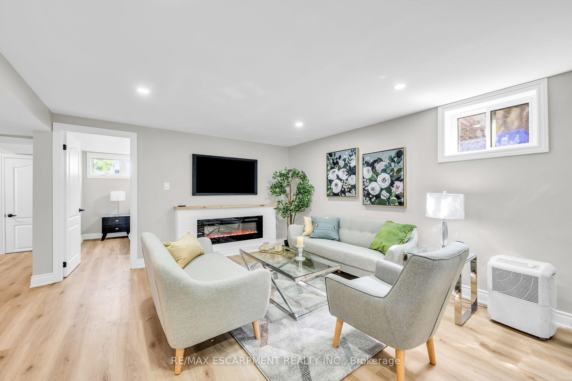 Photo 19 of 66 Howe Avenue, Hamilton, Hill Park — HOMEH