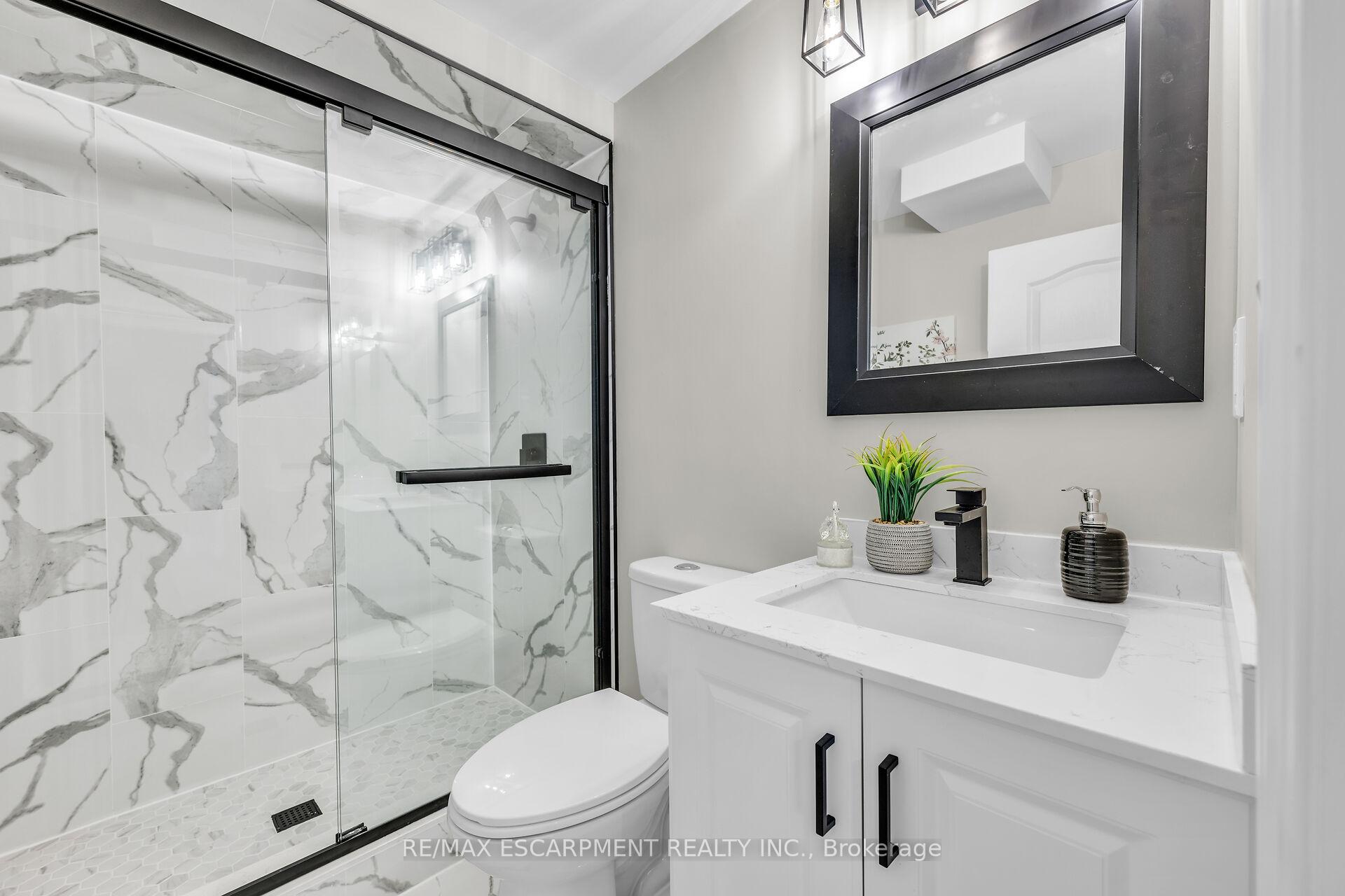 Photo 37 of 66 Howe Avenue, Hamilton, Hill Park — HOMEH