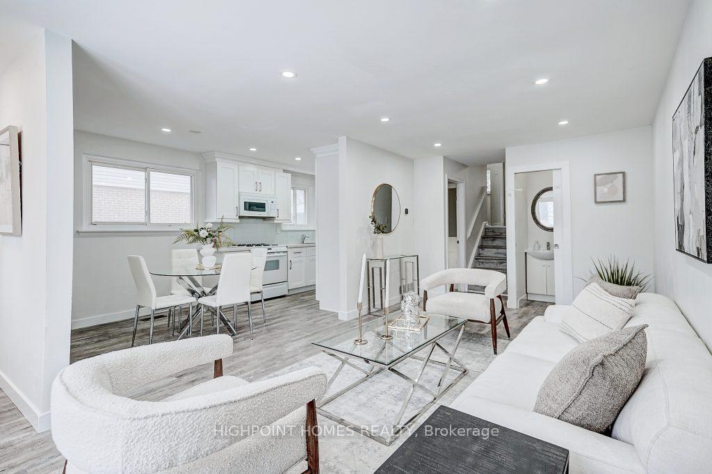 Photo 5 of 57 Newstead Crescent, Brampton, Madoc — HOMEH