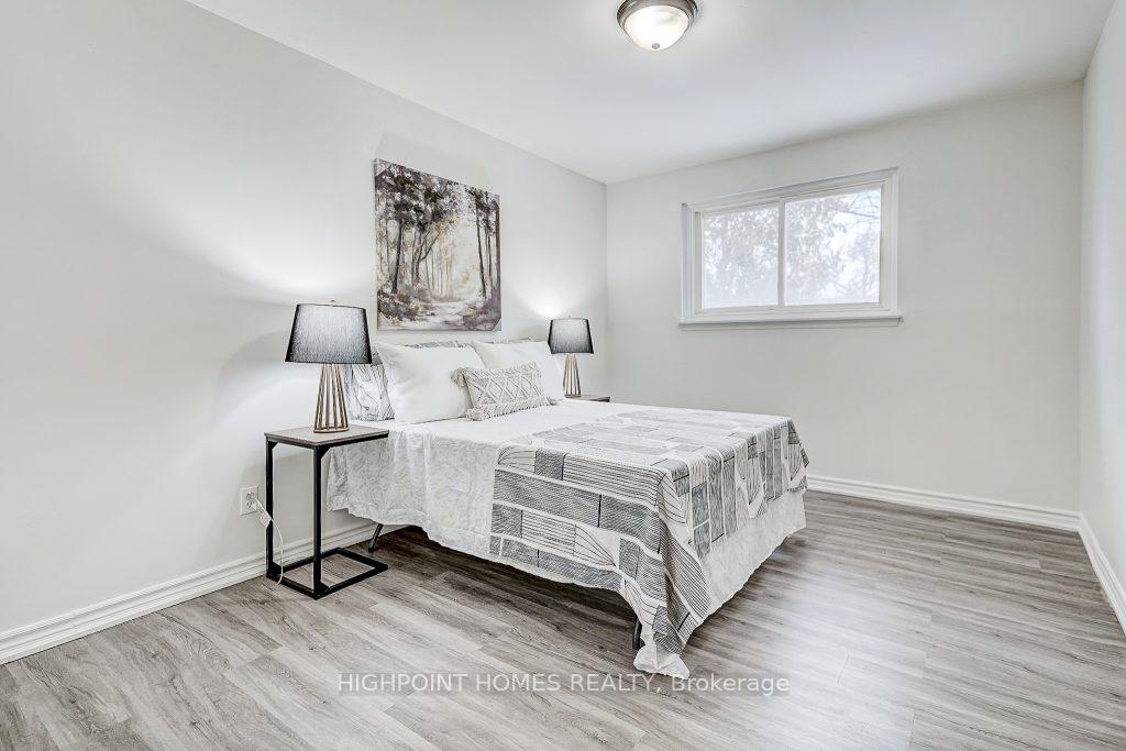 Photo 9 of 57 Newstead Crescent, Brampton, Madoc — HOMEH