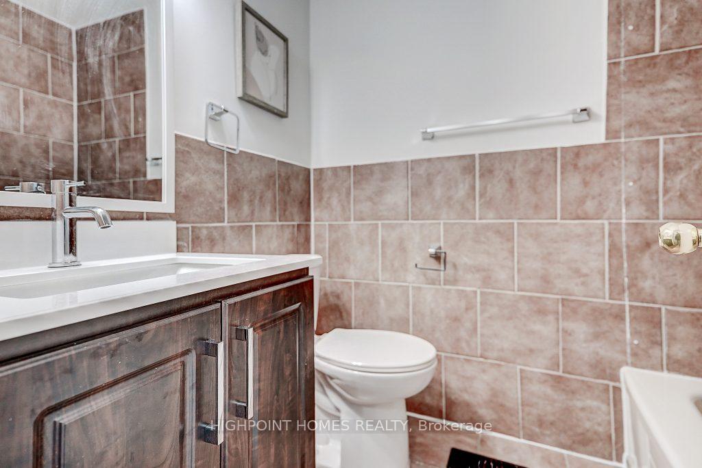 Photo 14 of 57 Newstead Crescent, Brampton, Madoc — HOMEH