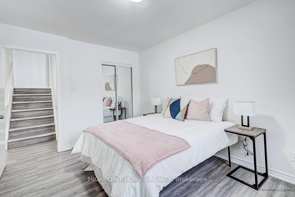 Photo 15 of 57 Newstead Crescent, Brampton, Madoc — HOMEH