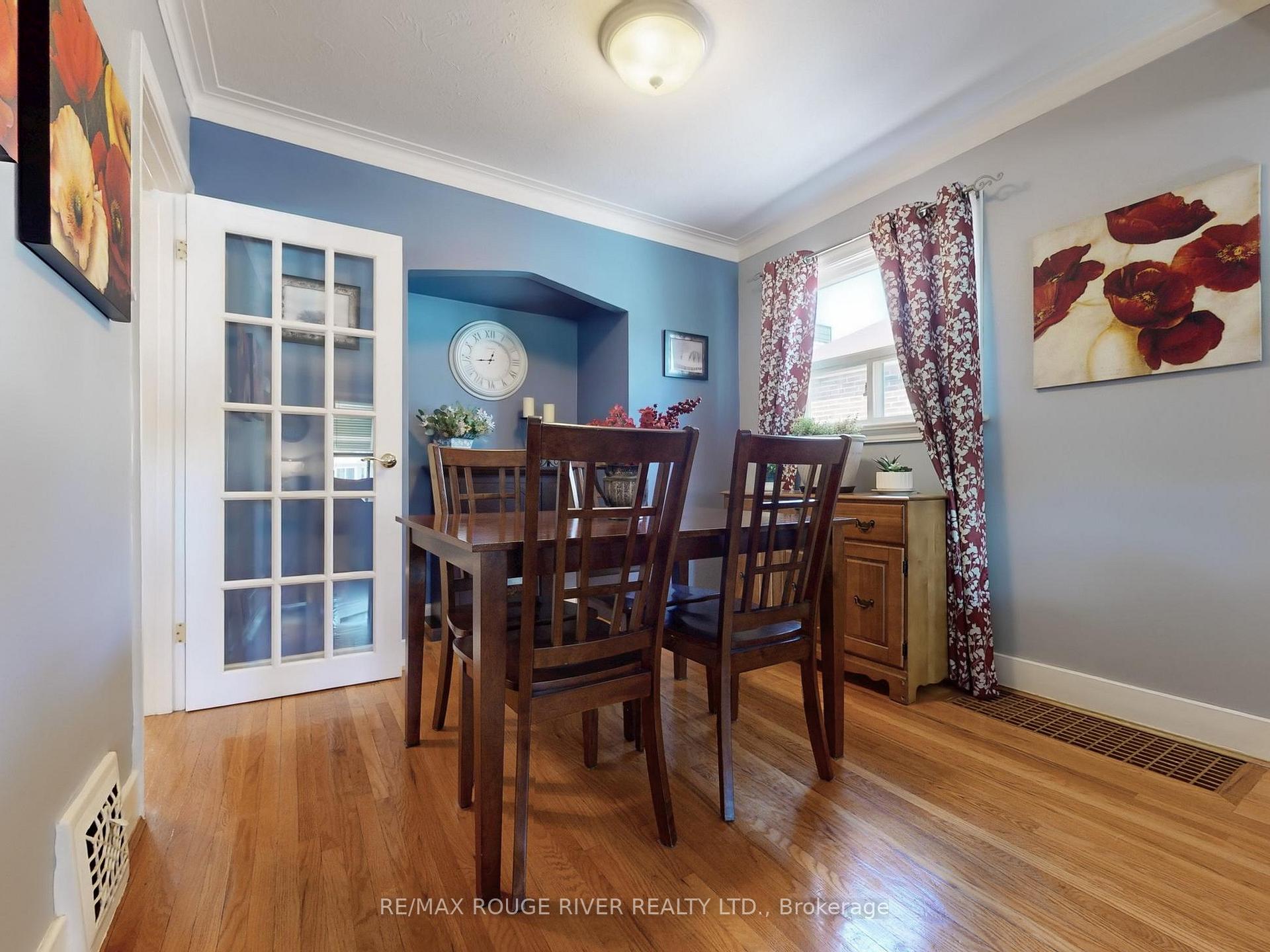 Photo 12 of 204 Westview Boulevard, Toronto, O'Connor-Parkview — HOMEH