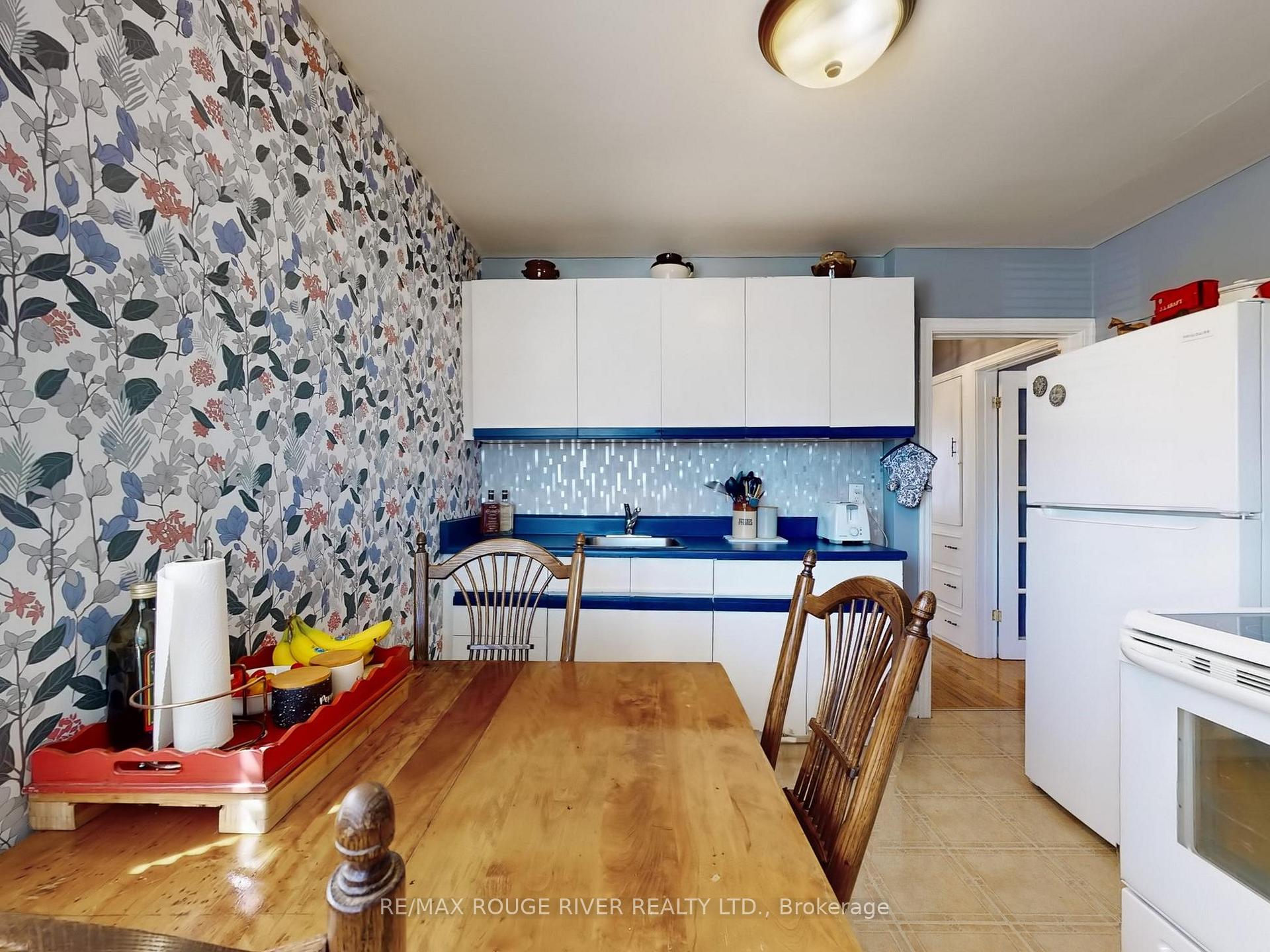 Photo 24 of 204 Westview Boulevard, Toronto, O'Connor-Parkview — HOMEH