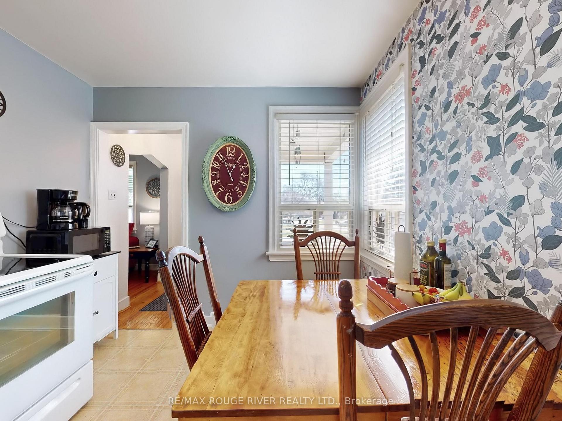 Photo 14 of 204 Westview Boulevard, Toronto, O'Connor-Parkview — HOMEH