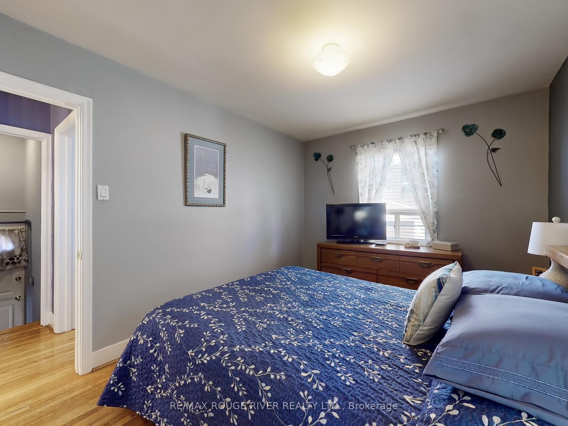 Photo 18 of 204 Westview Boulevard, Toronto, O'Connor-Parkview — HOMEH
