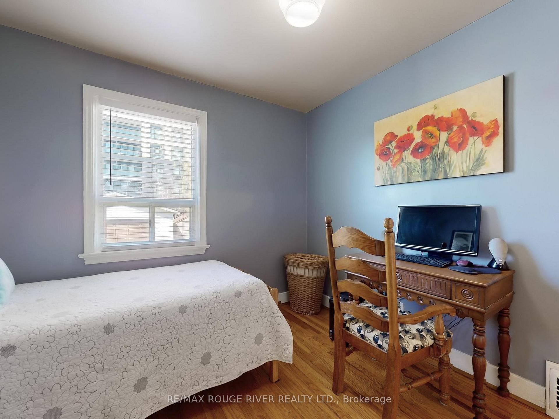 Photo 11 of 204 Westview Boulevard, Toronto, O'Connor-Parkview — HOMEH