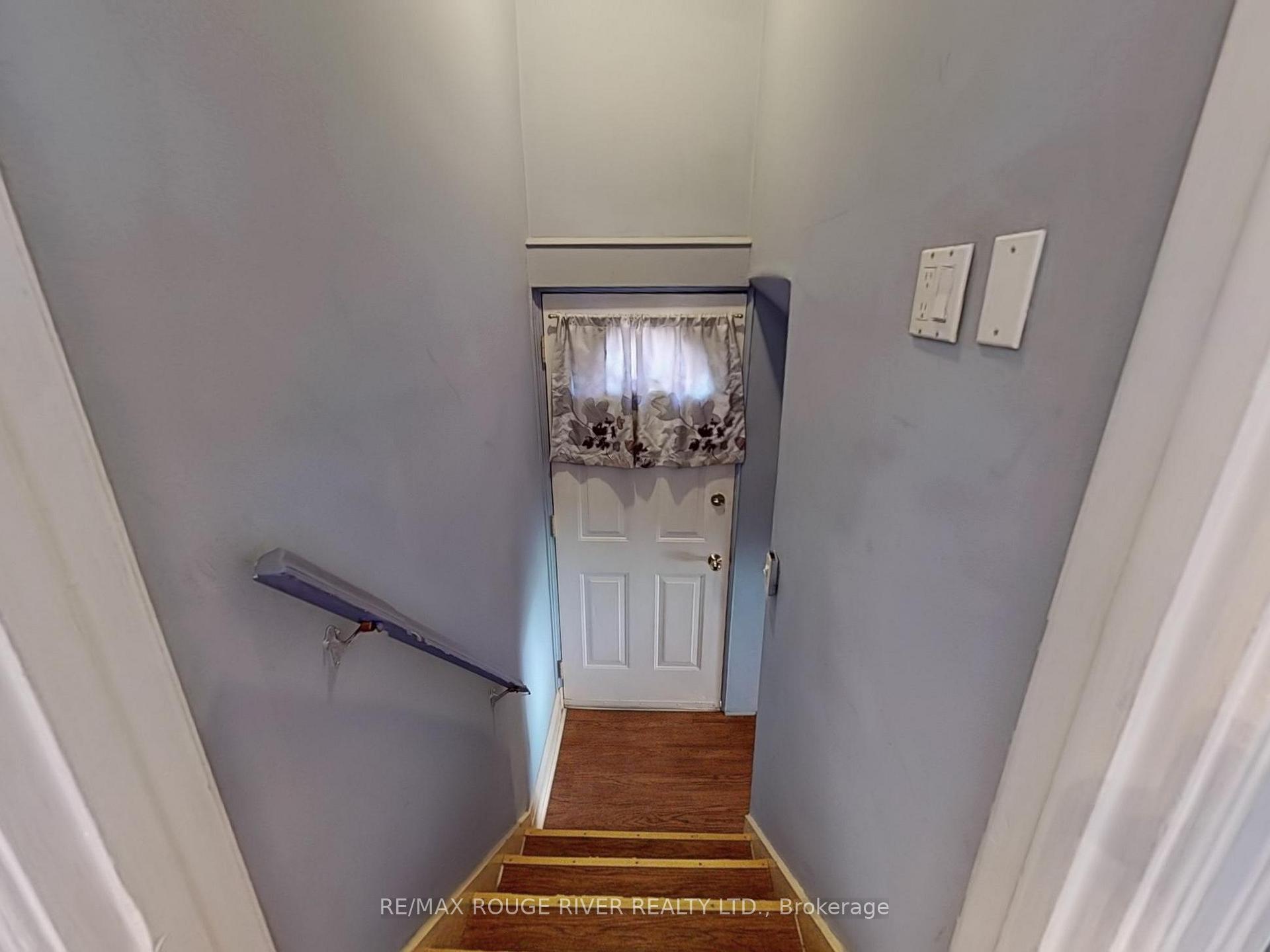 Photo 15 of 204 Westview Boulevard, Toronto, O'Connor-Parkview — HOMEH