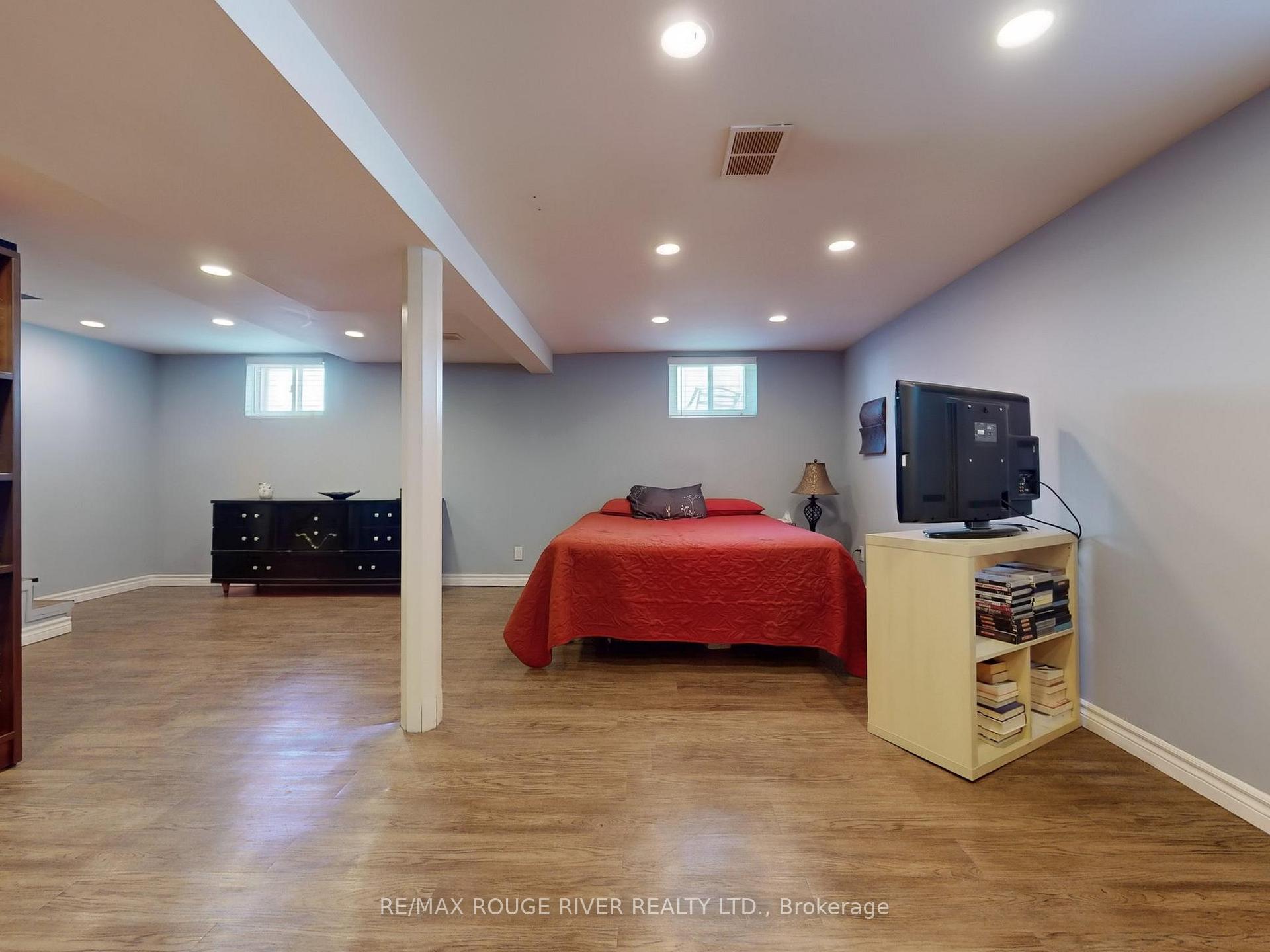 Photo 38 of 204 Westview Boulevard, Toronto, O'Connor-Parkview — HOMEH