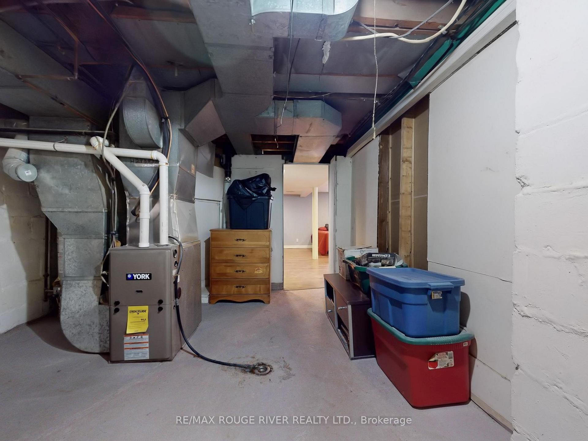 Photo 30 of 204 Westview Boulevard, Toronto, O'Connor-Parkview — HOMEH