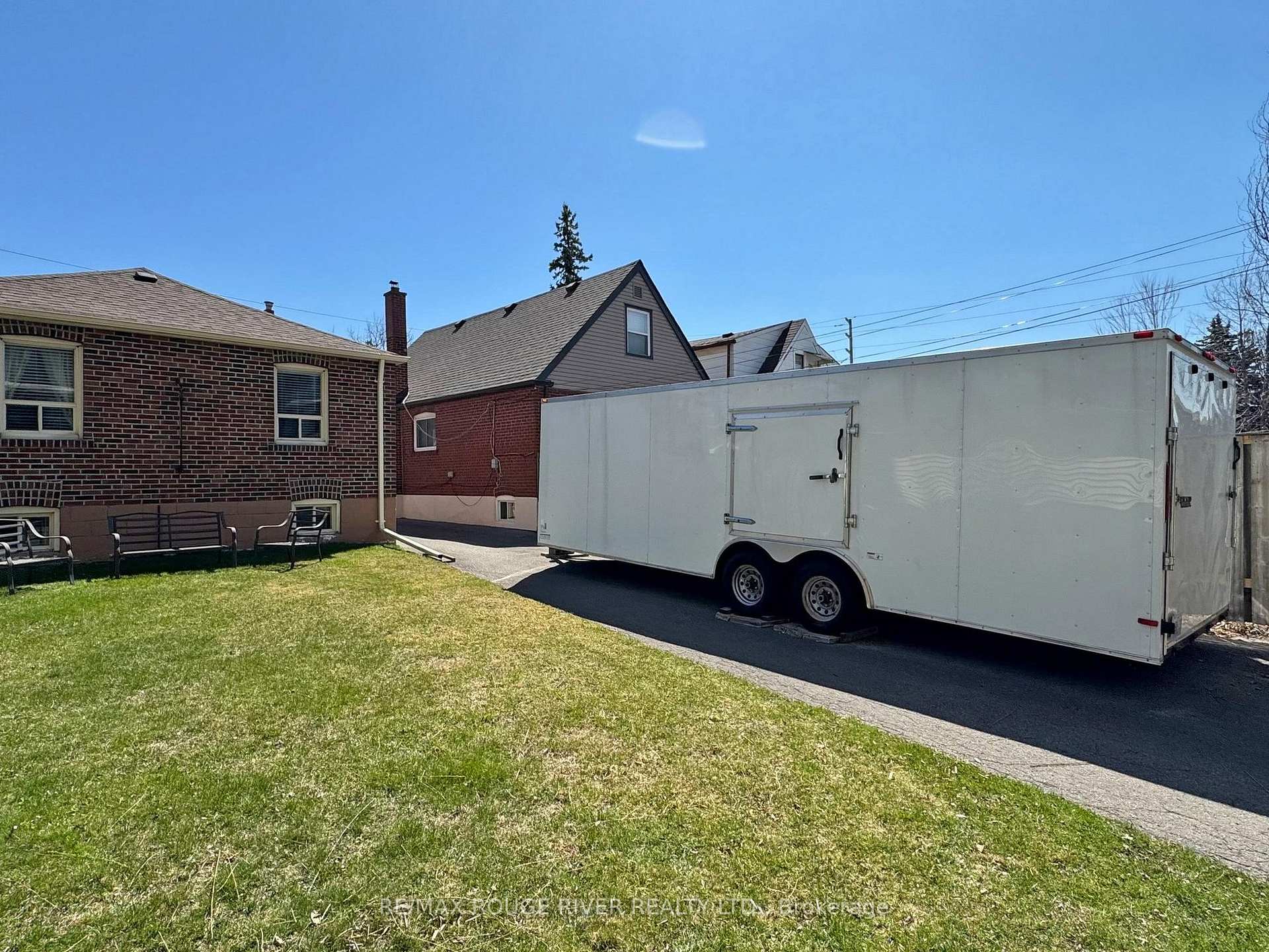 Photo 41 of 204 Westview Boulevard, Toronto, O'Connor-Parkview — HOMEH