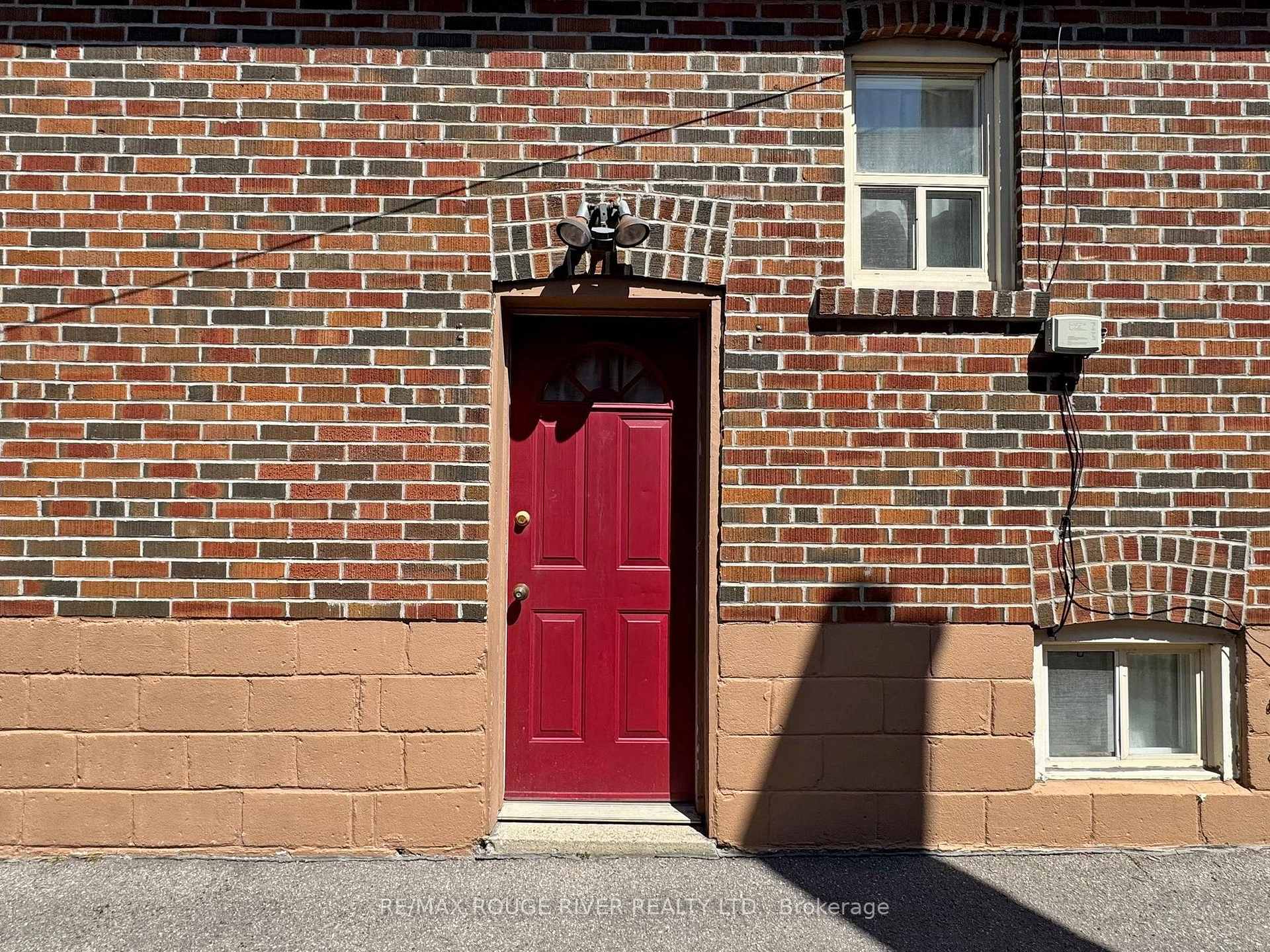 Photo 37 of 204 Westview Boulevard, Toronto, O'Connor-Parkview — HOMEH