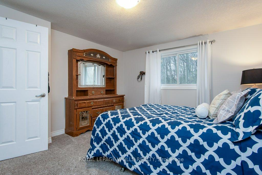 Photo 27 of 8 Dawn Ridge Drive, Kitchener — HOMEH