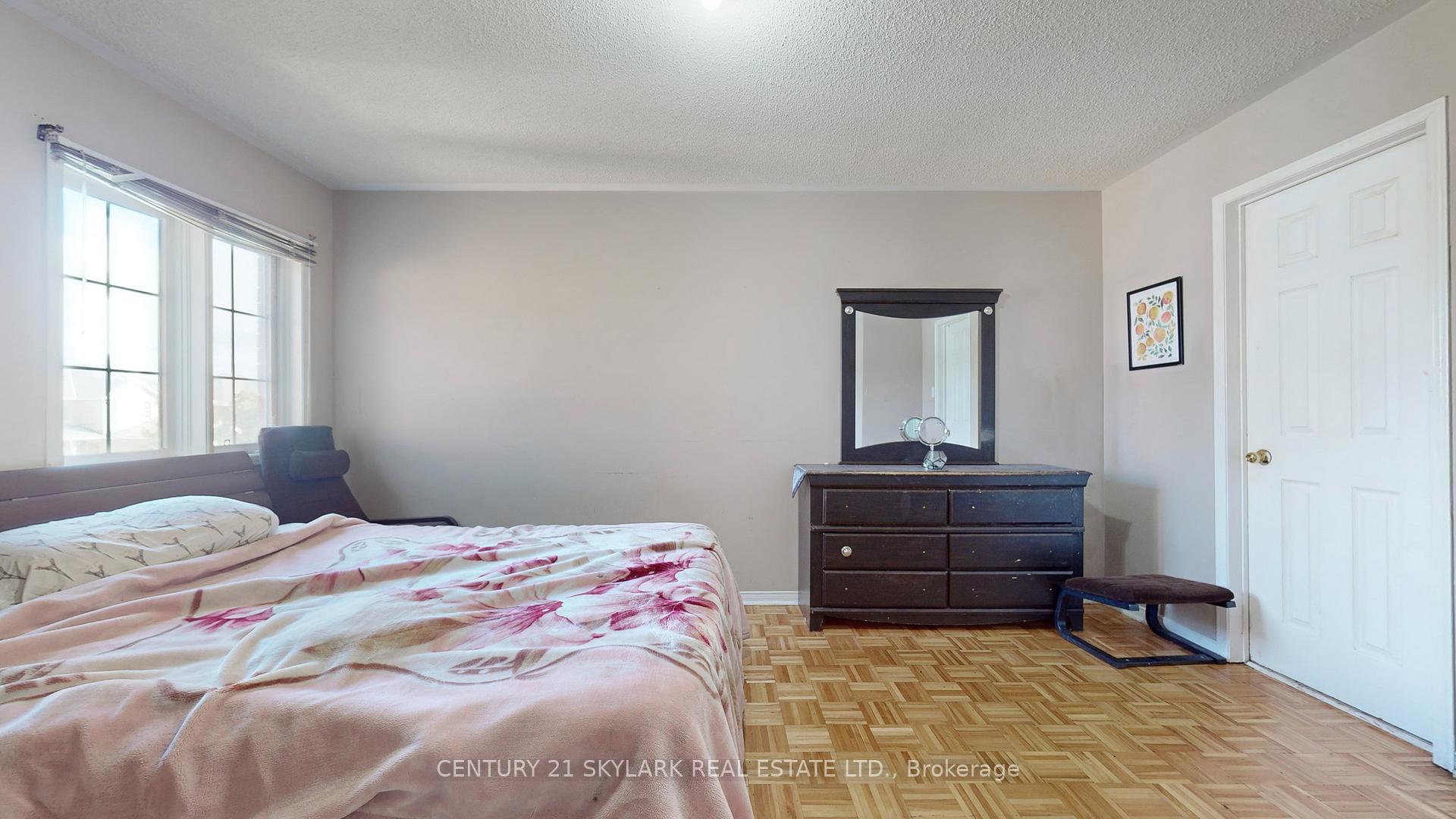 Photo 31 of 6155 Snowy Owl Crescent, Mississauga, Lisgar — HOMEH