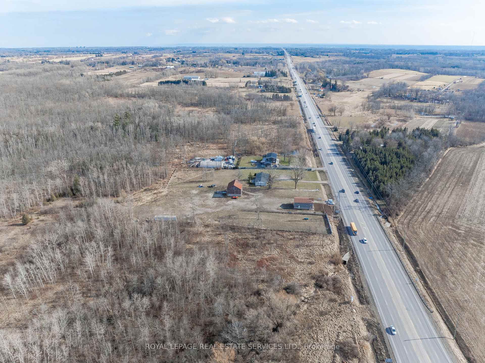 Photo 7 of 1268 Highway 6 N, Hamilton, Rural Flamborough — HOMEH