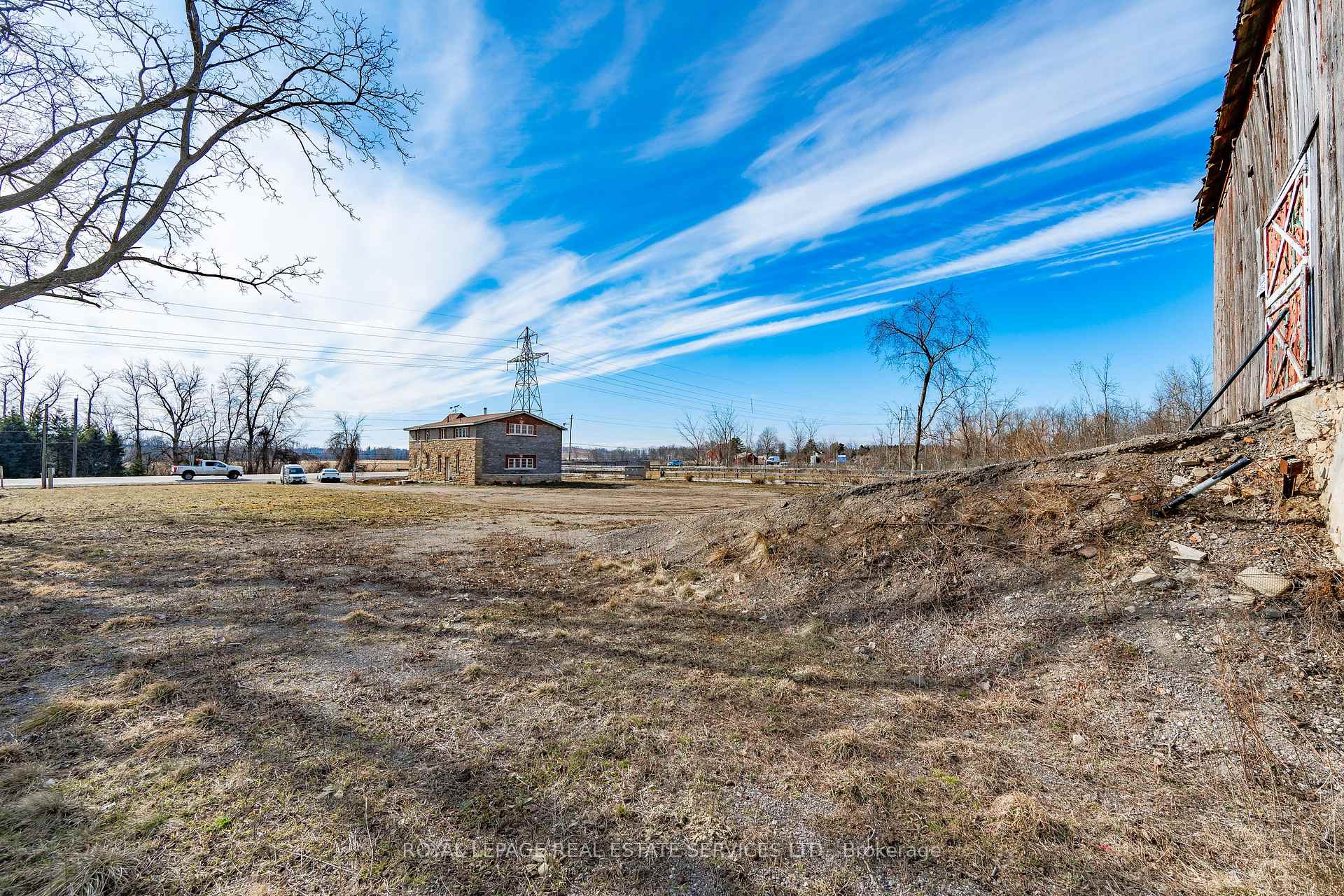 Photo 4 of 1268 Highway 6 N, Hamilton, Rural Flamborough — HOMEH