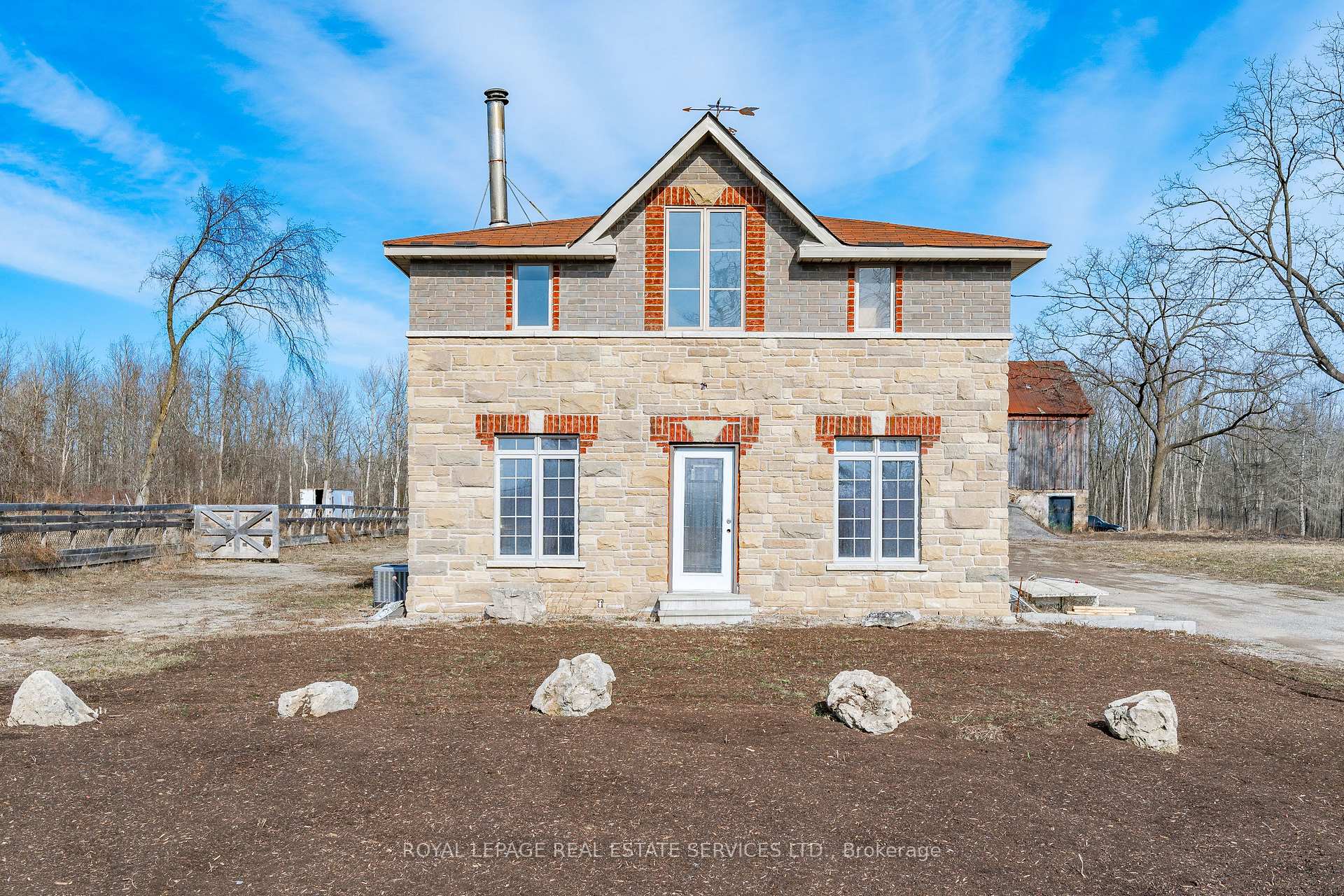 Photo 12 of 1268 Highway 6 N, Hamilton, Rural Flamborough — HOMEH