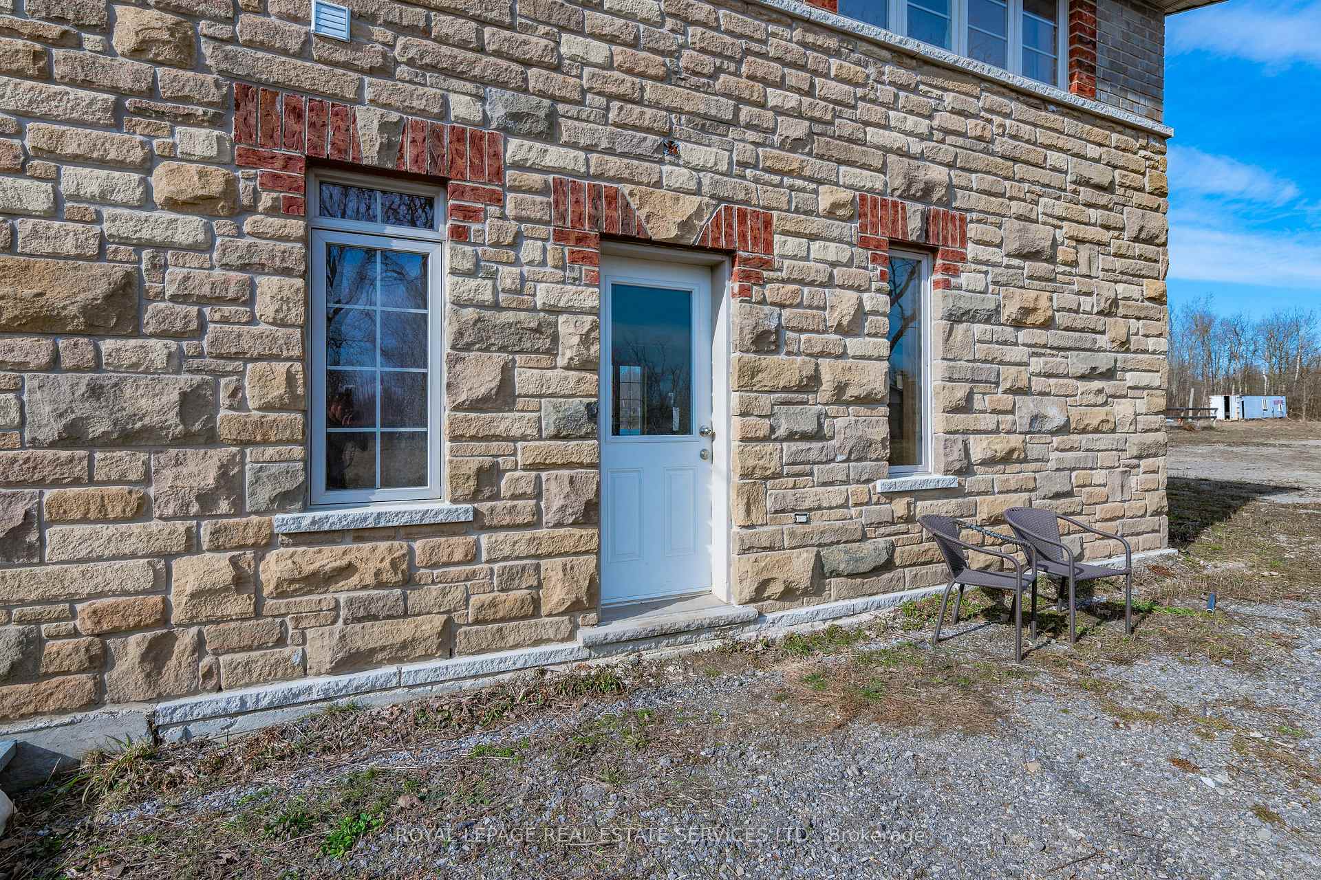Photo 9 of 1268 Highway 6 N, Hamilton, Rural Flamborough — HOMEH