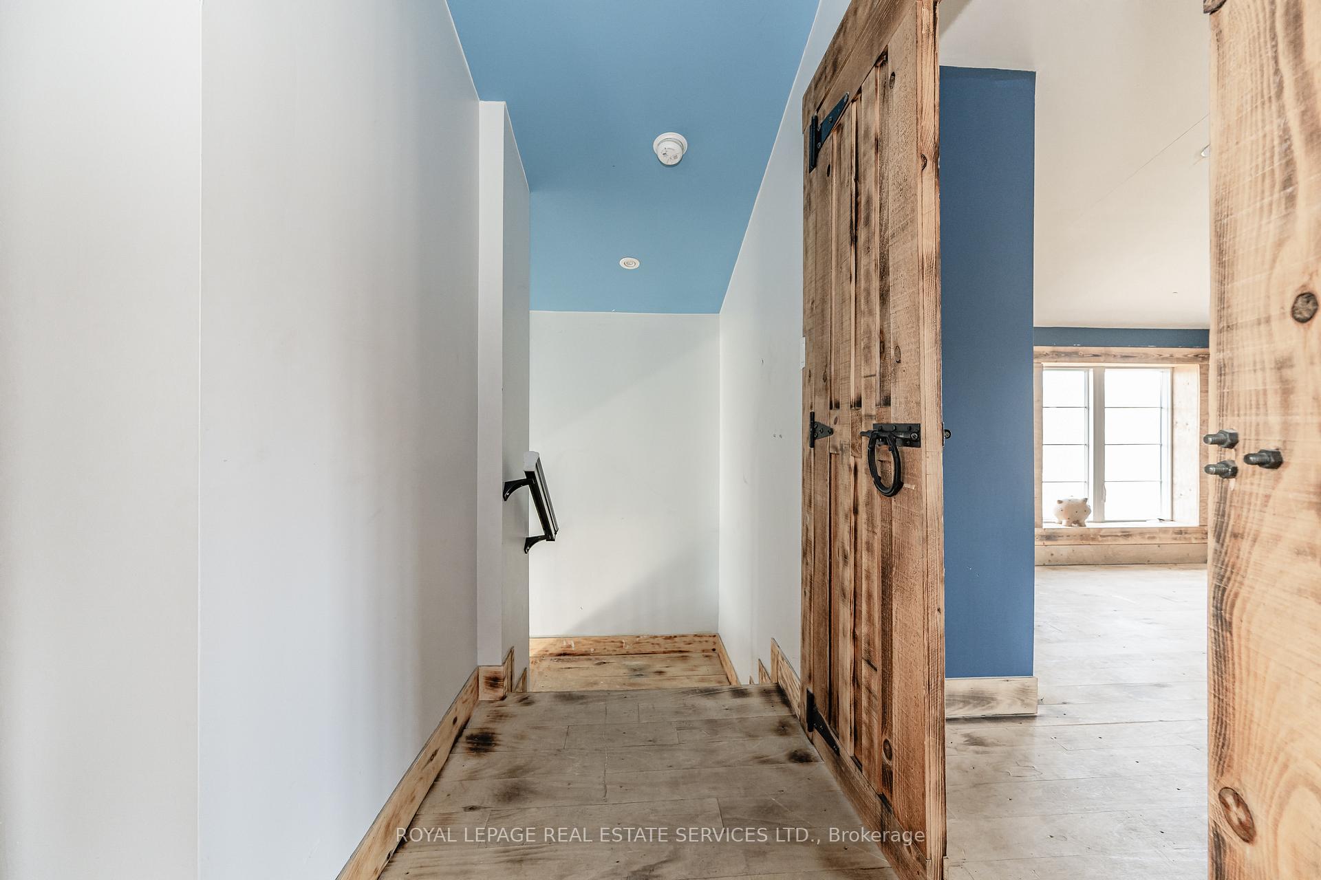 Photo 21 of 1268 Highway 6 N, Hamilton, Rural Flamborough — HOMEH