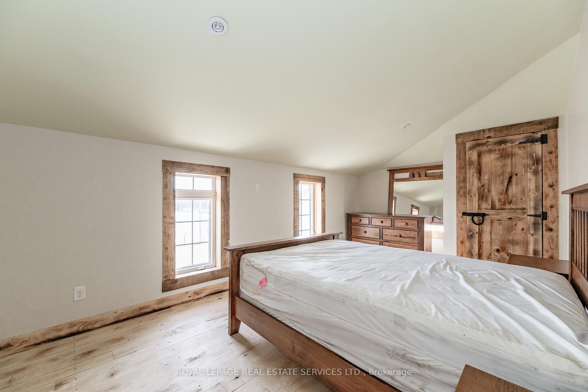 Photo 40 of 1268 Highway 6 N, Hamilton, Rural Flamborough — HOMEH