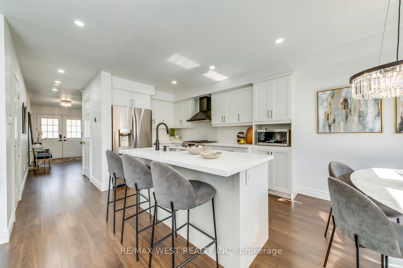 Photo 10 of 39 Gowland Drive, Hamilton, Binbrook — HOMEH