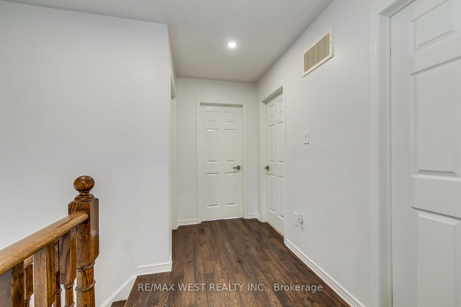 Photo 18 of 39 Gowland Drive, Hamilton, Binbrook — HOMEH