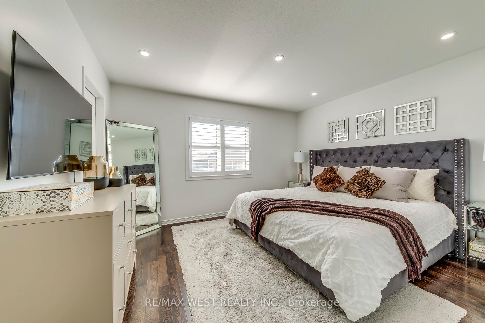 Photo 21 of 39 Gowland Drive, Hamilton, Binbrook — HOMEH