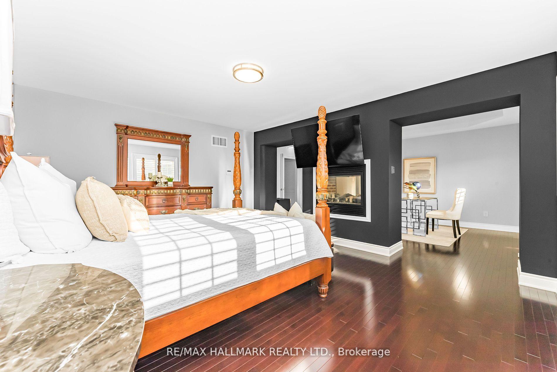 Photo 13 of 160 Smoothwater Terrace, Markham, Box Grove — HOMEH