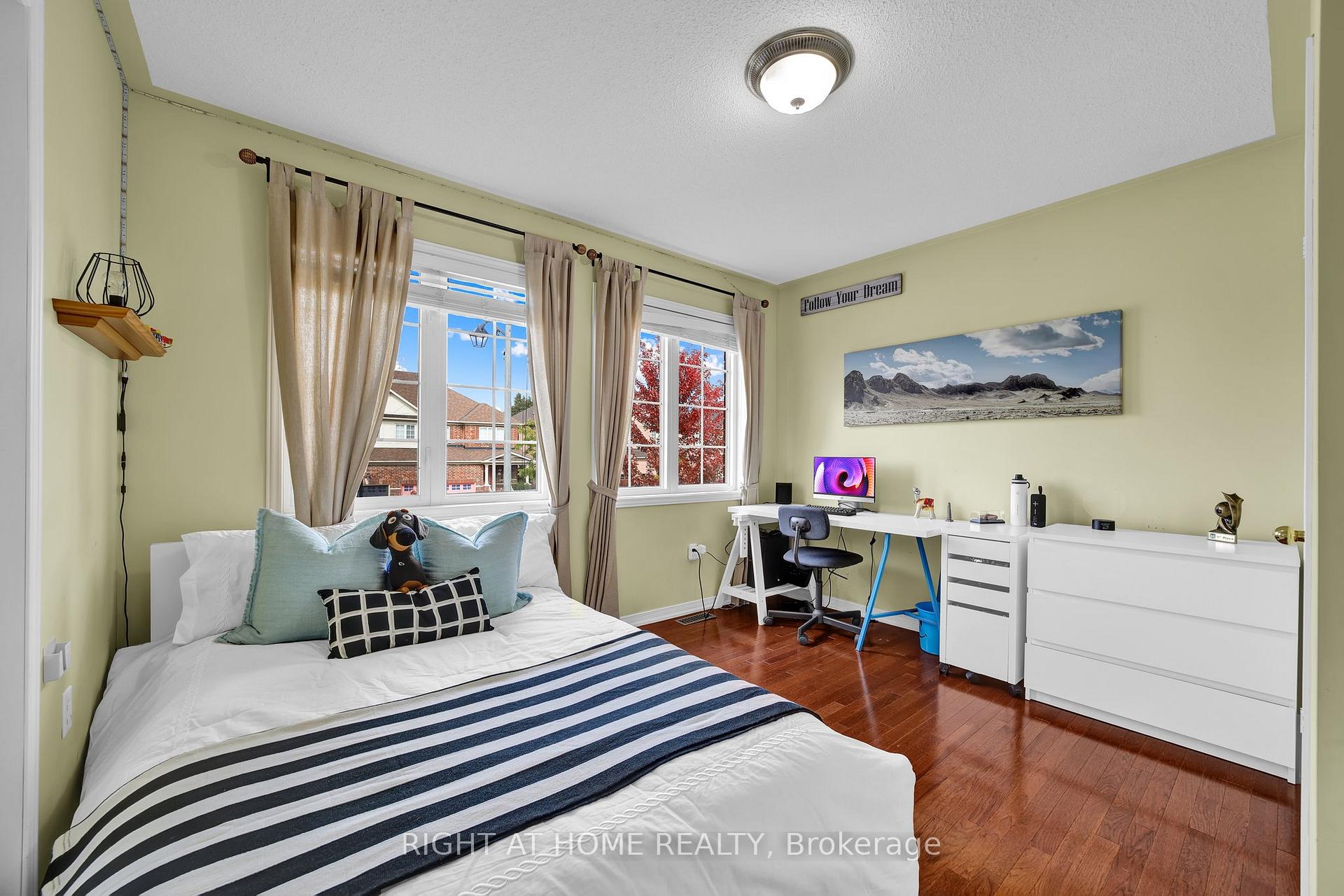 Photo 17 of 58 Starr Crescent, Aurora, Bayview Northeast — HOMEH