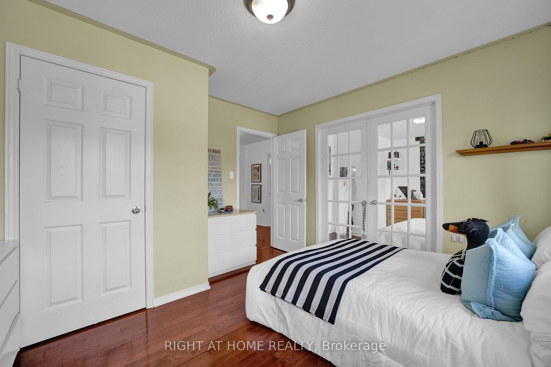 Photo 14 of 58 Starr Crescent, Aurora, Bayview Northeast — HOMEH