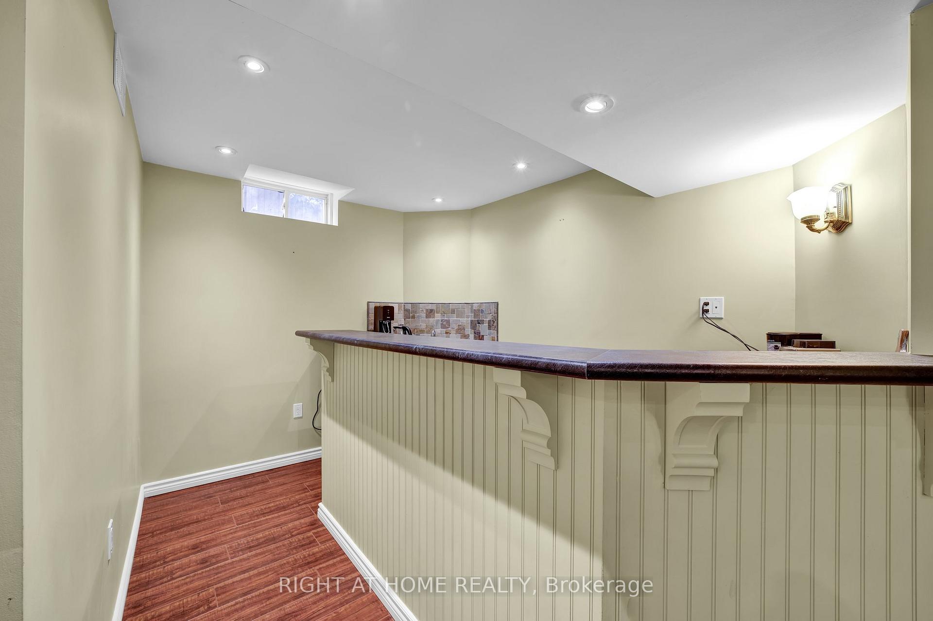 Photo 40 of 58 Starr Crescent, Aurora, Bayview Northeast — HOMEH