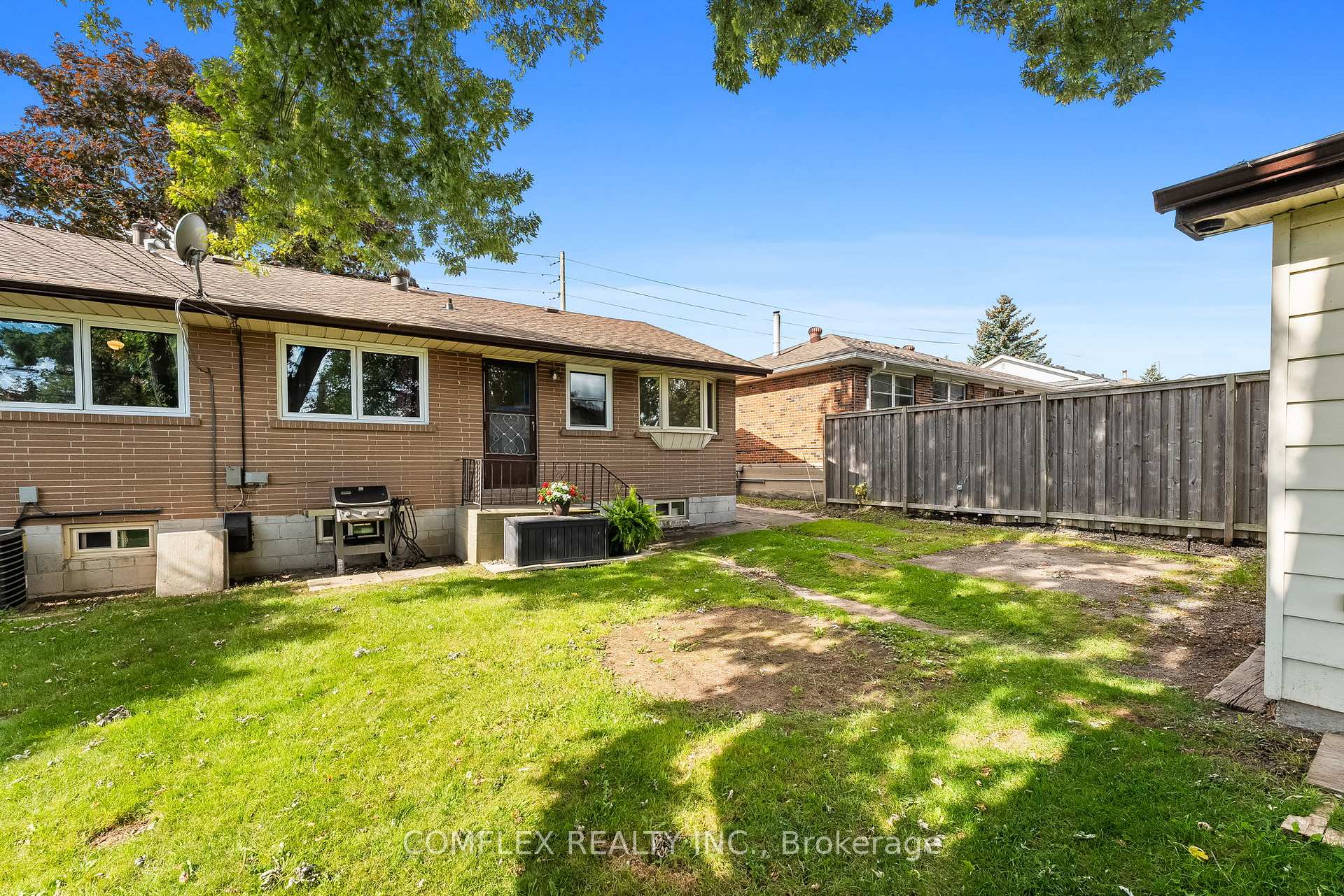 Photo 28 of 1361 Cedar Street, Oshawa, Lakeview — HOMEH