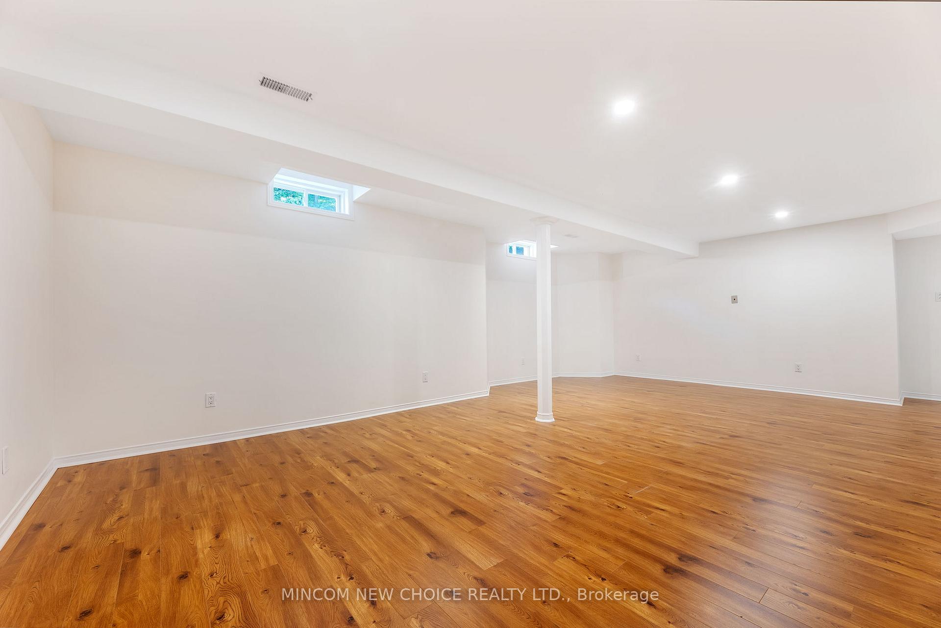 Photo 24 of 328 Mapleview Court, Pickering, Rouge Park — HOMEH