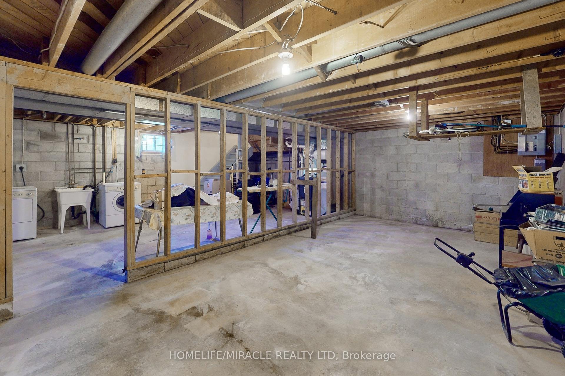 Photo 14 of 1363 Park Rd S, Oshawa, Lakeview — HOMEH
