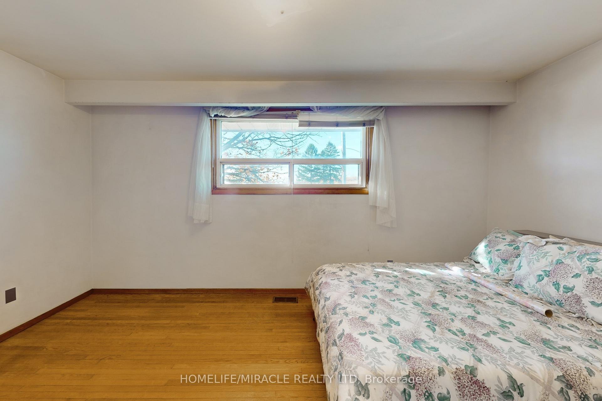 Photo 16 of 1363 Park Rd S, Oshawa, Lakeview — HOMEH