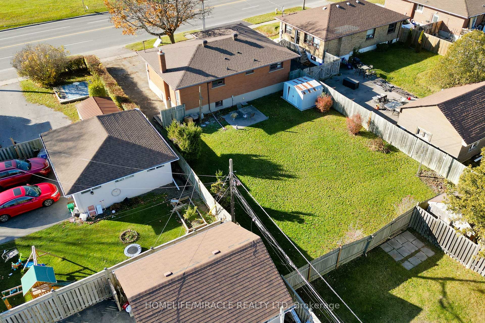 Photo 20 of 1363 Park Rd S, Oshawa, Lakeview — HOMEH