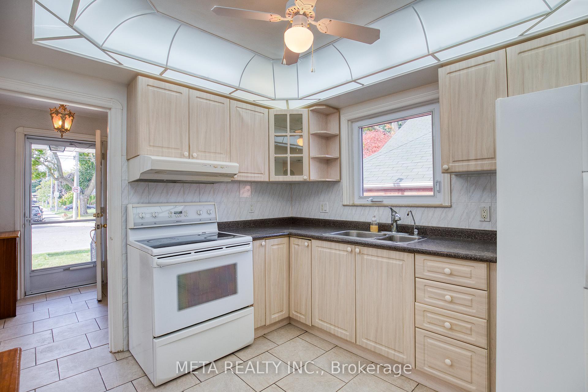 Photo 41 of 27 Glen Gannon Drive, Toronto, O'Connor-Parkview — HOMEH