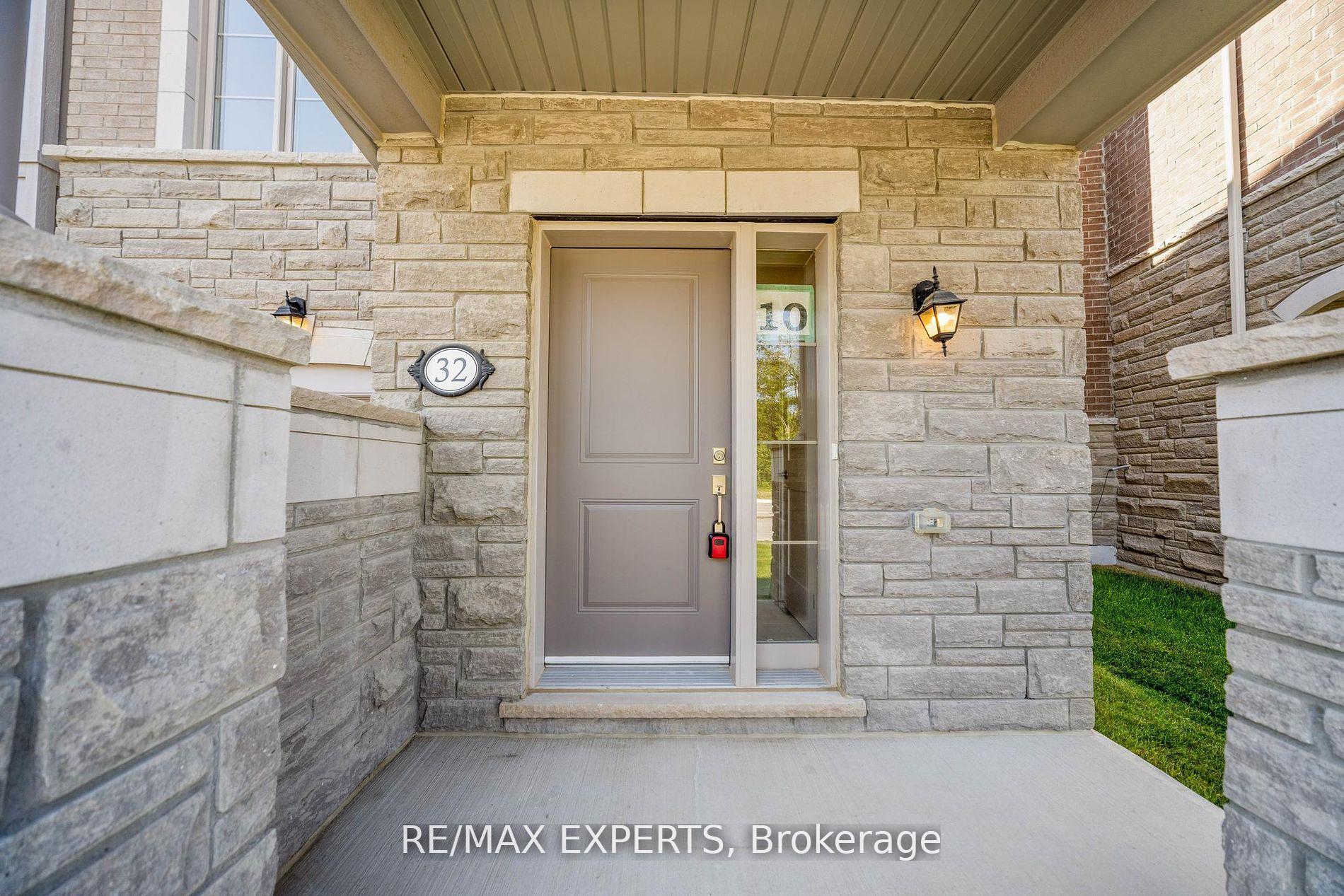 Photo 3 of 32 Coote Court, Ajax, Central West — HOMEH