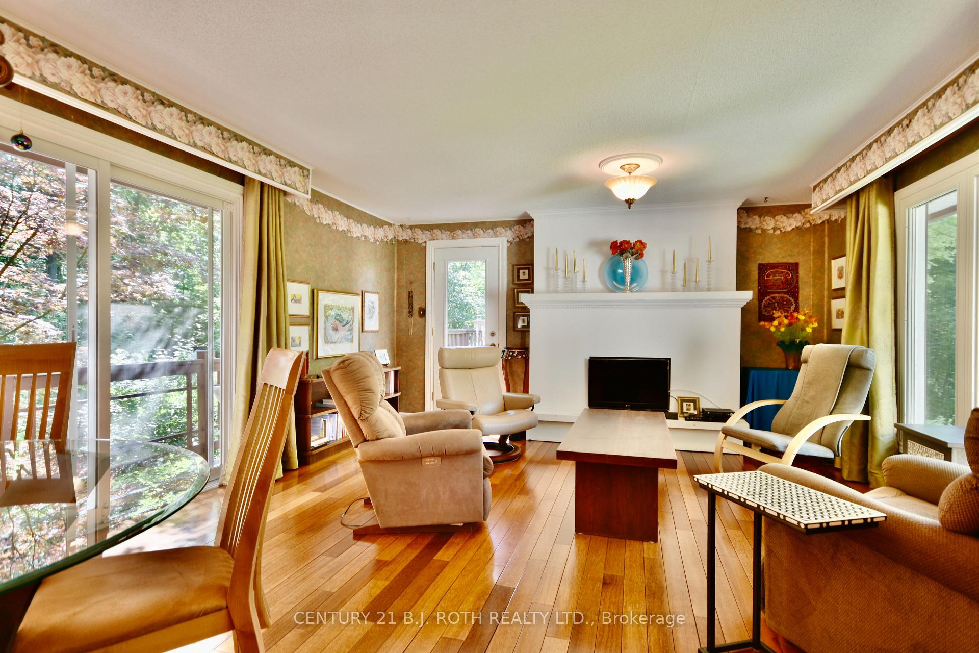 Photo 15 of 1359 St Vincent Street, Springwater, Midhurst — HOMEH